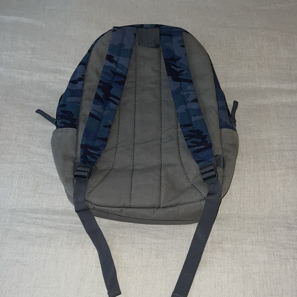 Gap Backpack - Picture 5 of 5